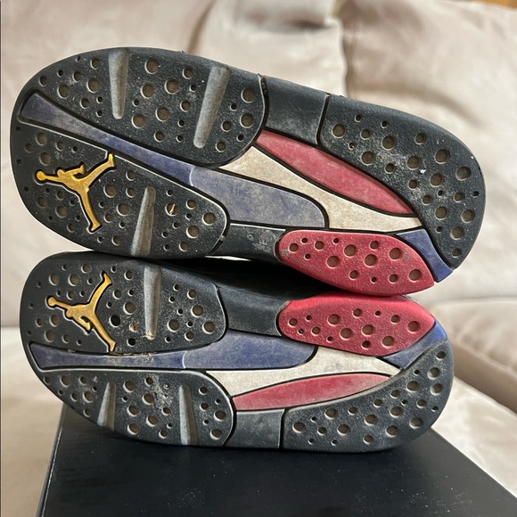 Jordan 8 - Picture 4 of 5